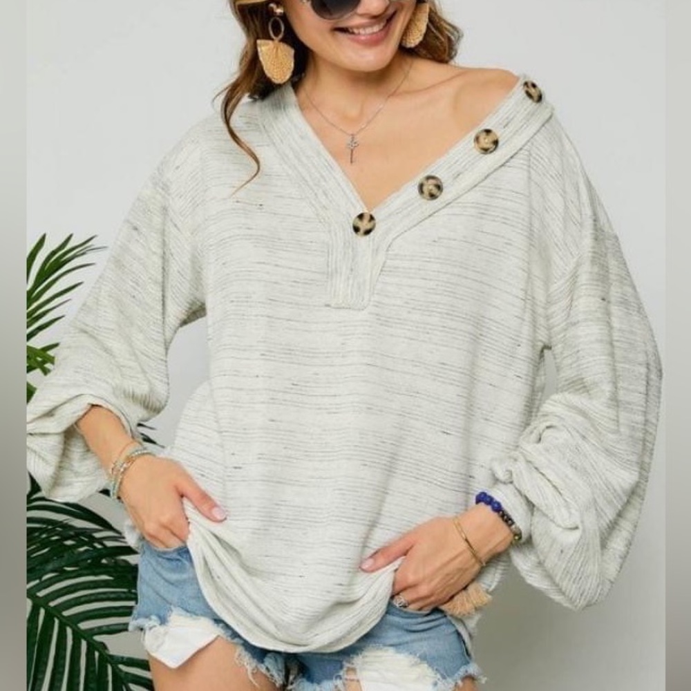 Jennifer Puff Sleeve V-Neck Top